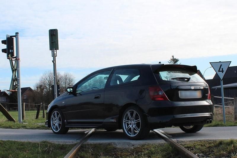 Gebraucht Honda Civic Type R 200 PS (147 kW) 2002 Schwarz Limousine