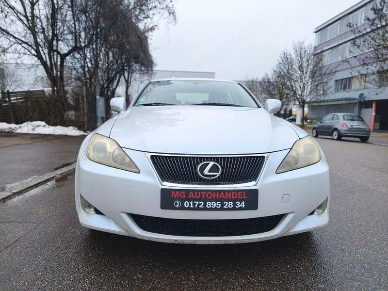 Gebraucht Lexus IS250 208 PS (152 kW) 2007 Weiß Limousine