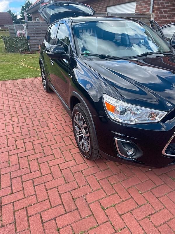 Gebraucht Mitsubishi ASX 117 PS (86 kW) 2016 Schwarz SUV
