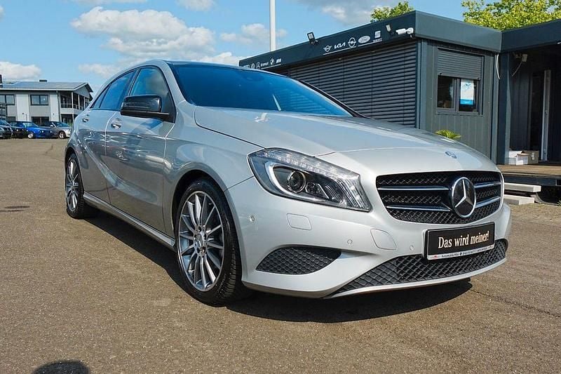 Silber Gebraucht 2013 Mercedes A220 AMG Limousine | 14.900 € (Fairer Preis) - Bild 1/4
