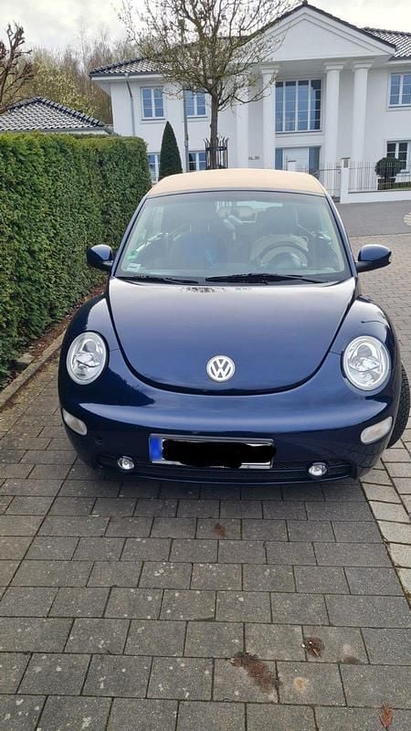 Gebraucht VW New Beetle Highline 102 PS (75 kW) 2006 Blau Kleinwagen