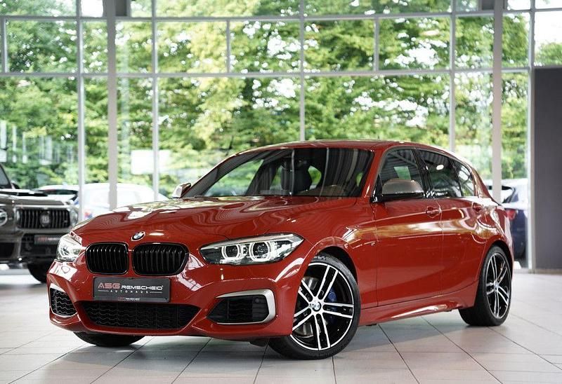 Rot Gebraucht 2019 BMW M140 M Sport Limousine | 37.800 € (Fairer Preis) - Bild 1/3