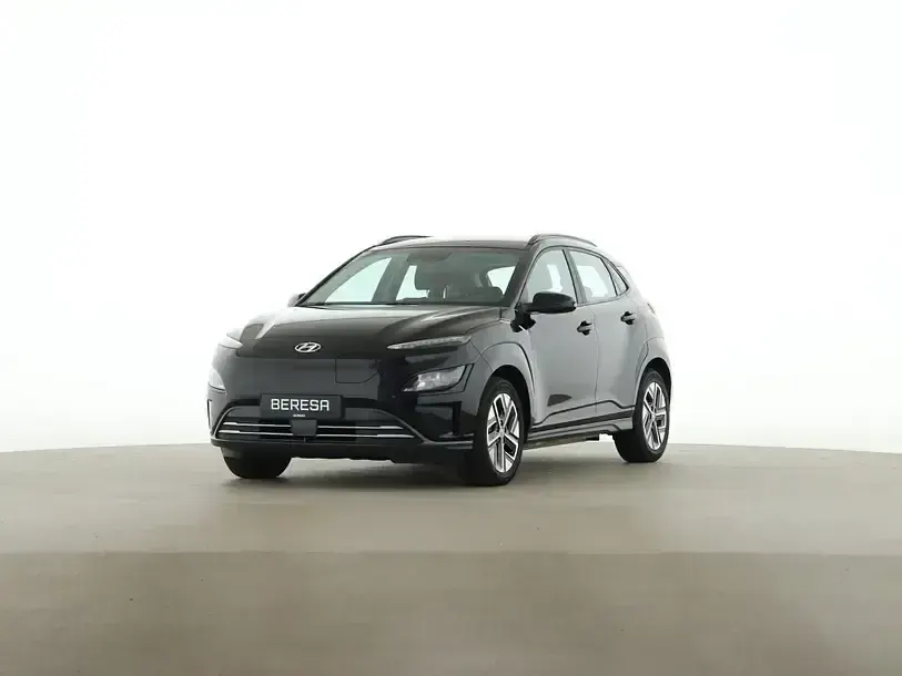 Gebraucht Hyundai Kona Select 100 kW (136 PS) 2023 Schwarz SUV
