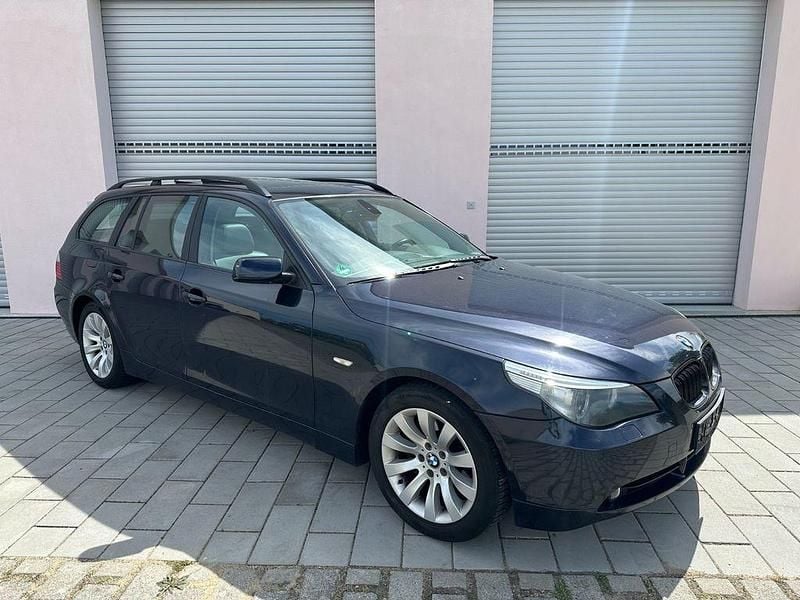 Second-hand BMW 525 218 CP (160 kW) 2006 Albastru Break