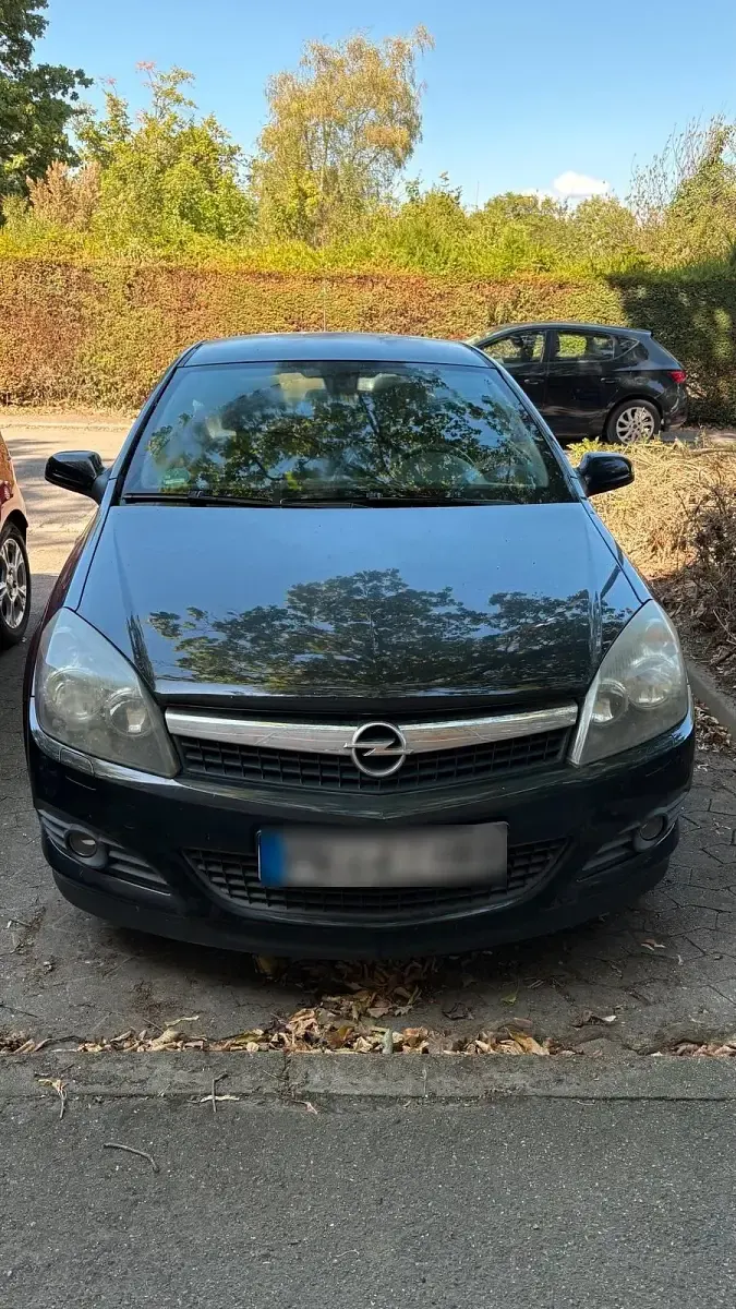 Gebraucht Opel Astra GTC 105 PS (77 kW) 2007 Schwarz Kleinwagen
