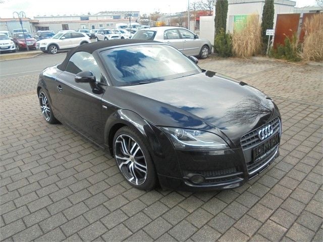 Gebraucht Audi TT S-Line 160 PS (117 kW) 2010 Schwarz metallic Cabrio