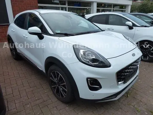 Gebraucht Ford Puma Titanium 125 PS (91 kW) 2022 Weiß SUV