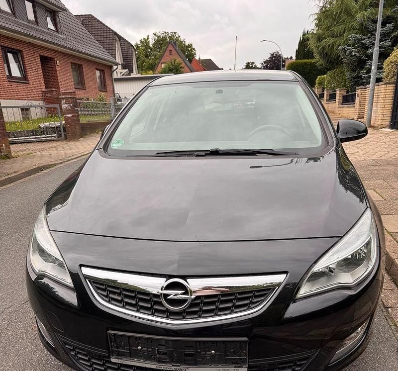Schwarz Gebraucht 2012 Opel Astra Limousine | 2.800 € (Superpreis) - Bild 1/4