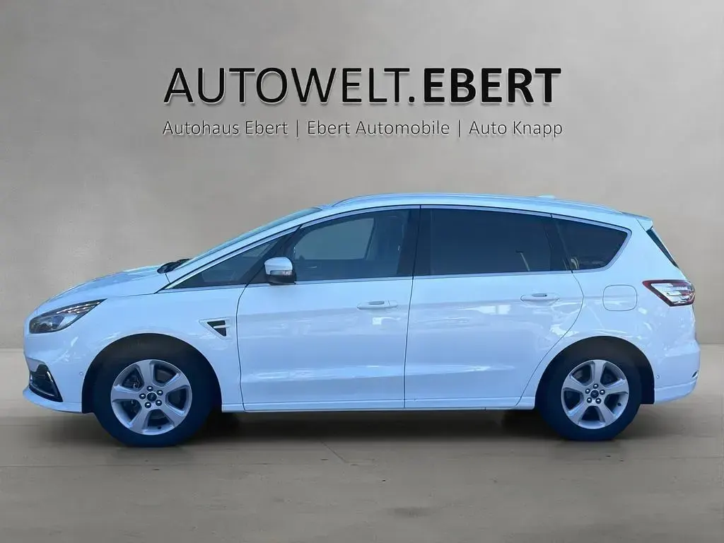 Gebraucht Ford S-MAX Titanium 190 PS (139 kW) 2020 Frostweiß Van / Kleinbus