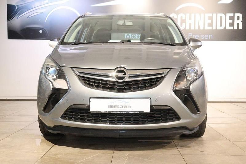 Gebraucht Opel Zafira Tourer Edition 140 PS (102 kW) 2012 Silber Van / Kleinbus