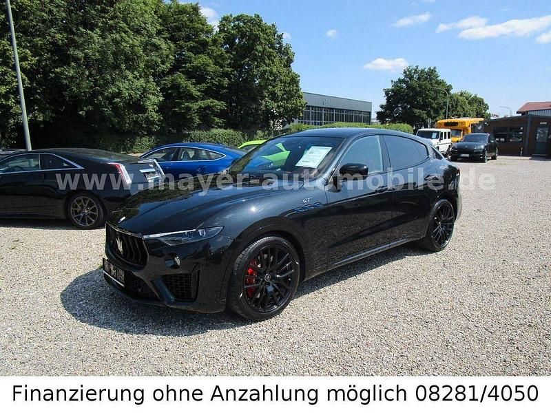 Schwarz (metallic) Gebraucht 2022 Maserati Levante GT SUV | 54.999 € (Superpreis) - Bild 1/4