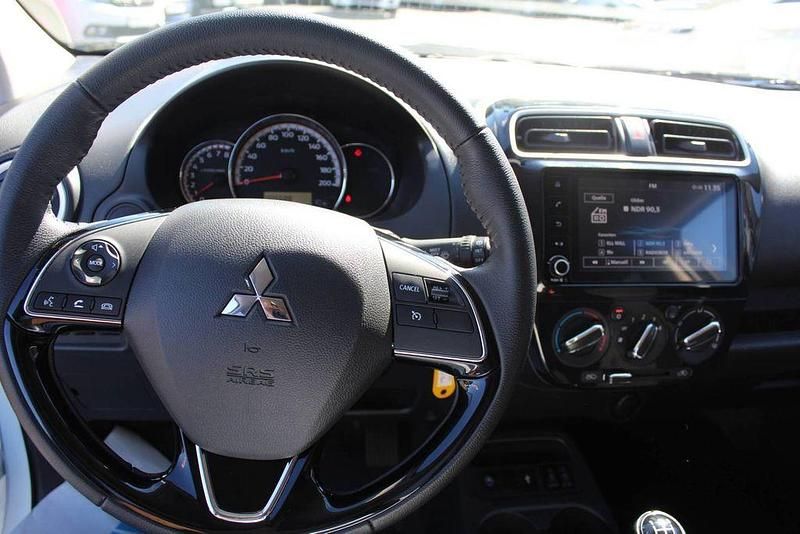 Gebraucht Mitsubishi Space Star Select+ 71 PS (52 kW) 2023 Weiß Kleinwagen