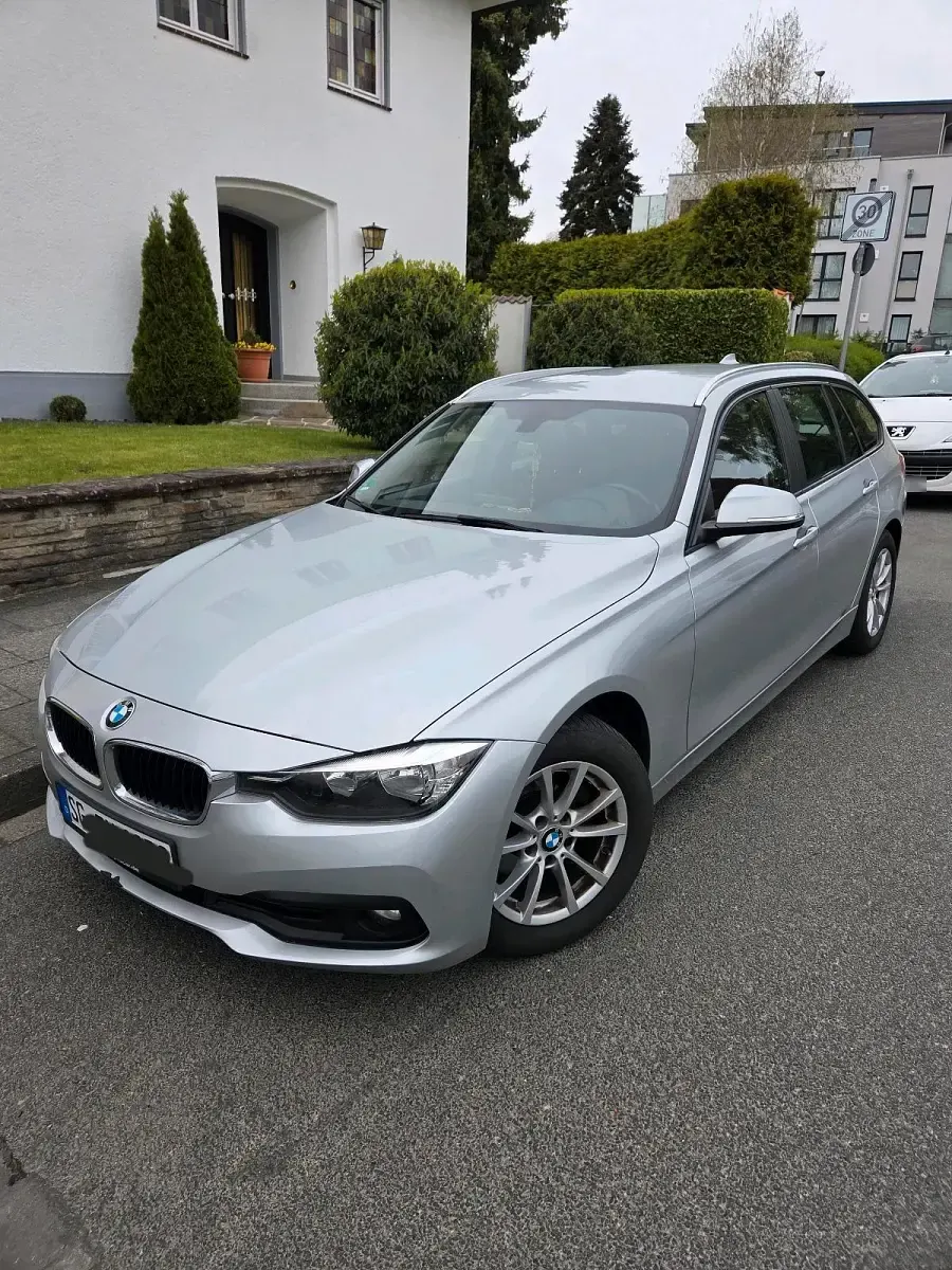 Gebraucht BMW 318 150 PS (110 kW) 2016 Silber Kombi