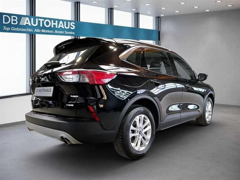 Gebraucht Ford Kuga Titanium 190 PS (139 kW) 2022 Schwarz SUV