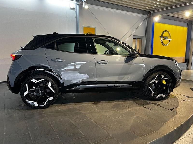 Neu Opel Mokka-e GSe 206 kW (281 PS) 2026 Grau SUV
