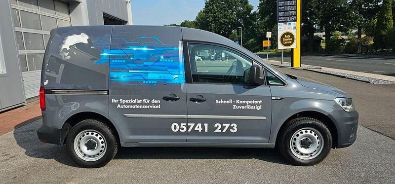 Usata VW Caddy 102 CV (75 kW) 2018 Grigio Monovolume