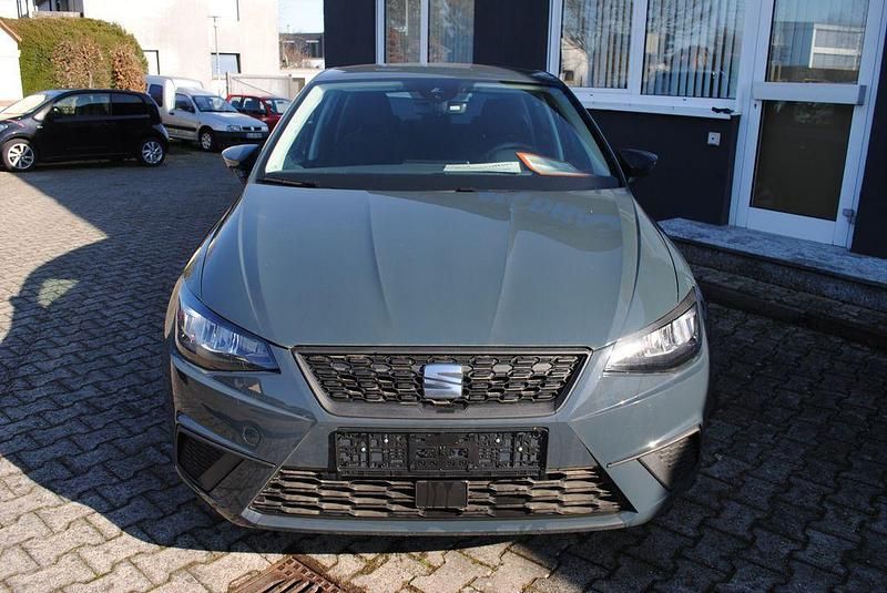 Neu Seat Ibiza Style 116 PS (85 kW) 2025 Blau Limousine