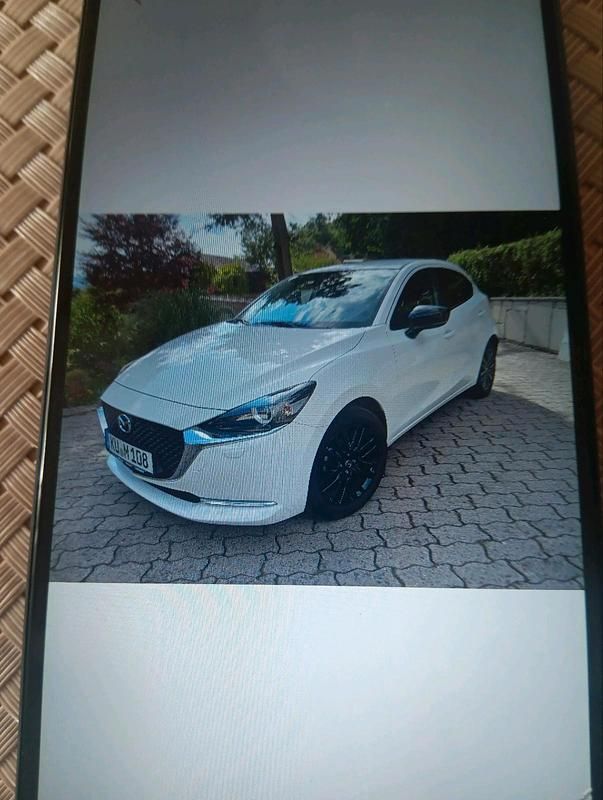 Weiß Gebraucht 2022 Mazda 2 Sky Kleinwagen | 15.250 € (Superpreis) - Bild 1/2