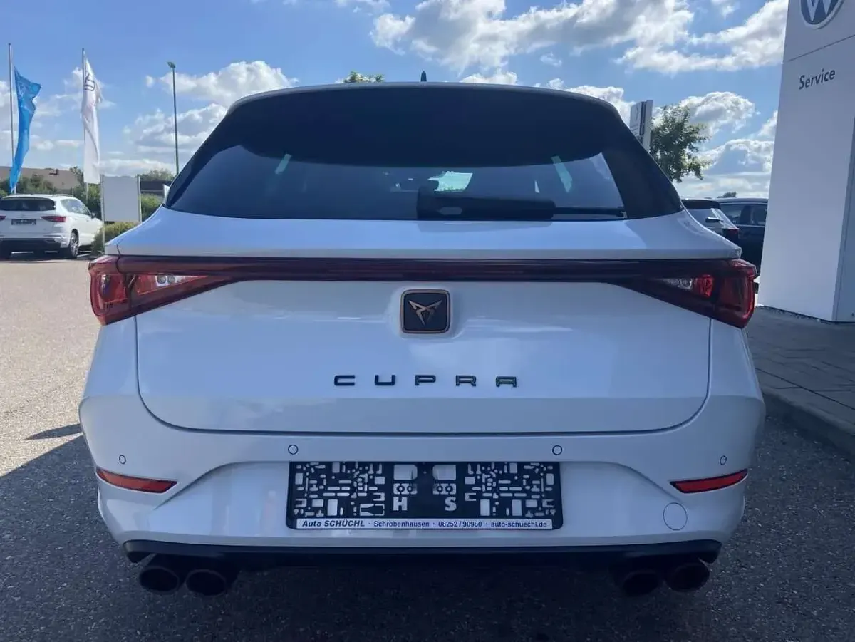 Gebraucht Cupra Leon 310 PS (228 kW) 2024 Nevada weiß metallic Kombi