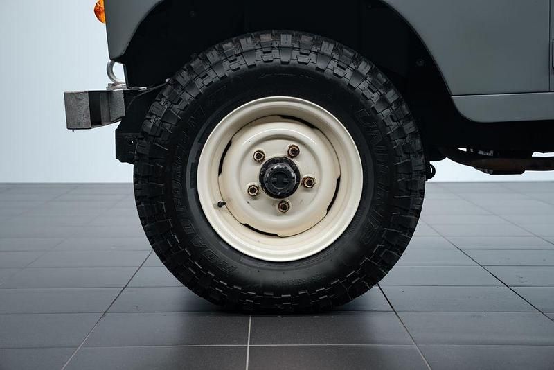 Gebraucht Land Rover 3 71 PS (52 kW) 1978 Grau SUV