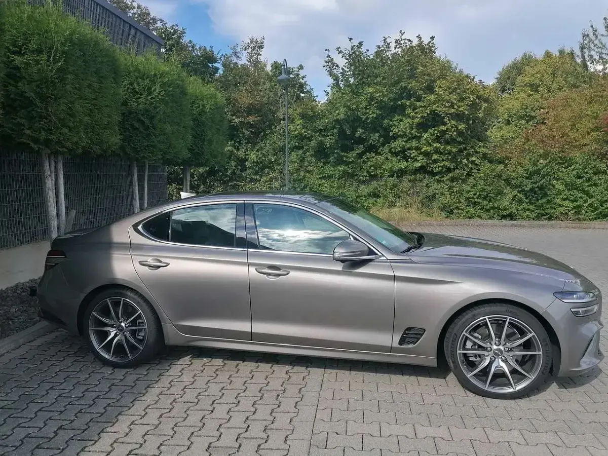 Gebraucht Genesis G70 245 PS (180 kW) 2022 Grau Limousine
