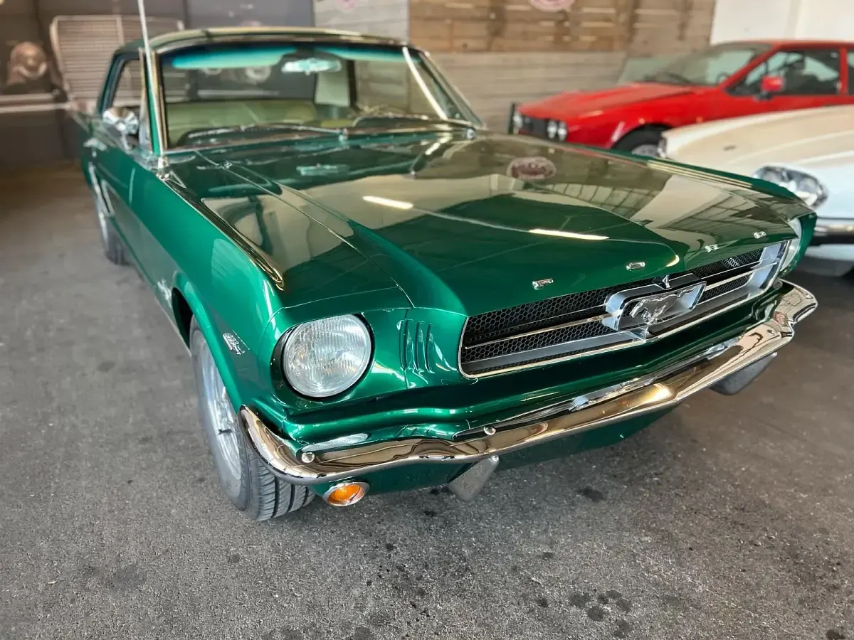 Gebraucht Ford V8 1965 Grün Coupé