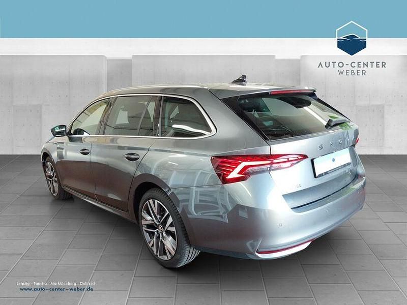 Gebraucht Skoda Octavia Selection 150 PS (110 kW) 2024 Graphitegrau met. Kombi