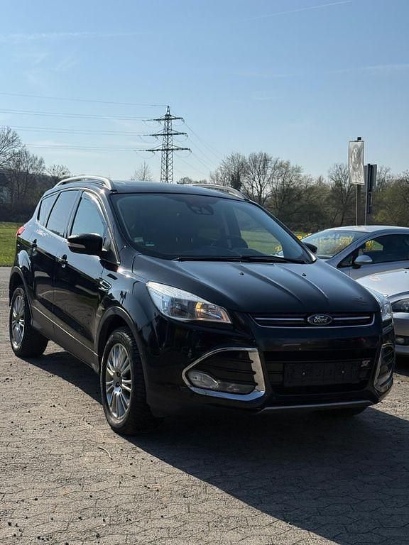 Gebraucht Ford Kuga ST-Line 163 PS (119 kW) 2013 Schwarz SUV