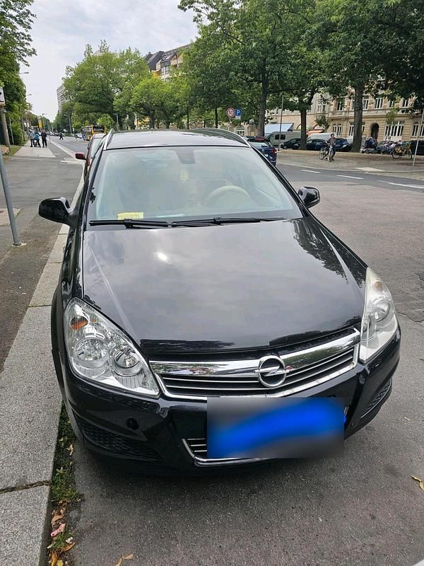 Gebraucht Opel Astra 2010 Blau Kombi