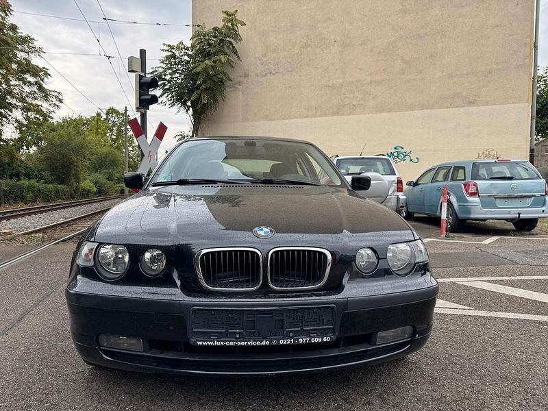 Schwarz Gebraucht 2004 BMW 316 Compact Comfort Edition Kleinwagen | 3.700 € (Etwas zu teuer) - Bild 1/4