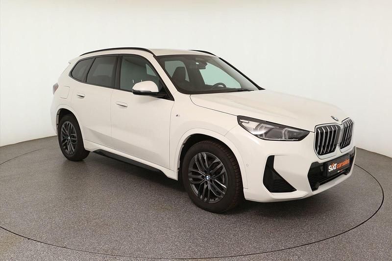 Weiß Gebraucht 2023 BMW X1 M Sport SUV | 34.770 € (Fairer Preis) - Bild 1/4