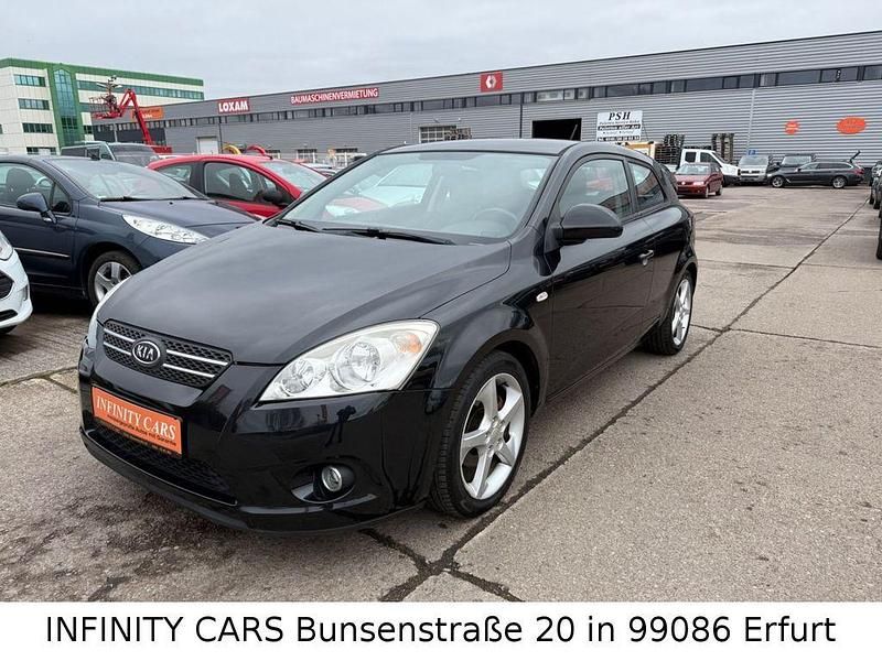 Gebraucht Kia Ceed 126 PS (92 kW) 2009 Schwarz Kleinwagen