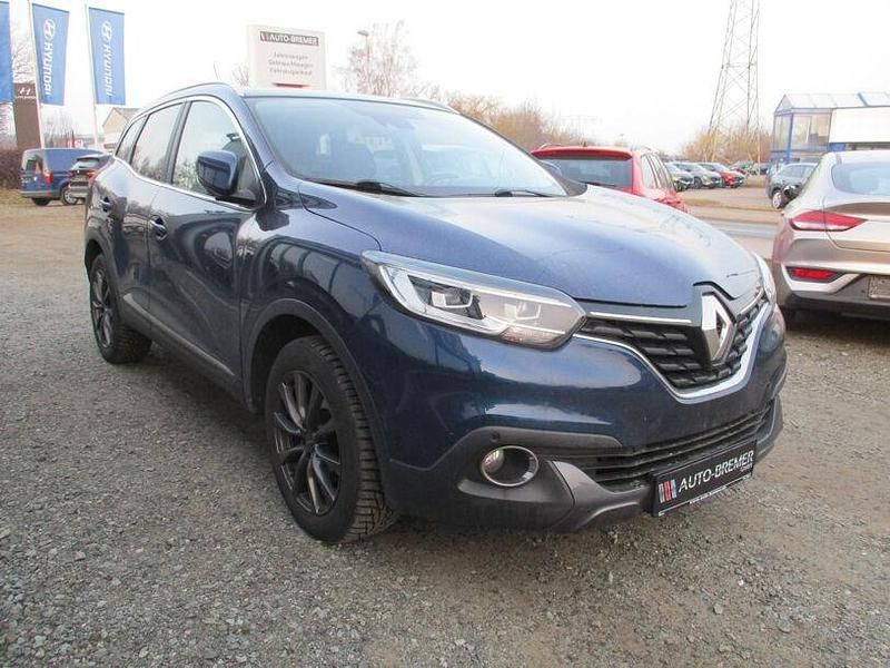 Gebraucht Renault Kadjar Bose Edition 131 PS (96 kW) 2018 Blau (metallic) SUV