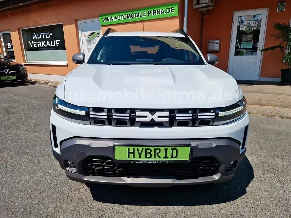 Neu Dacia Duster Journey 131 PS (96 kW) 2025 Weiß SUV