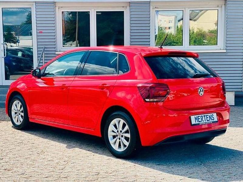 Gebraucht VW Polo Highline 95 PS (69 kW) 2018 Rot Limousine