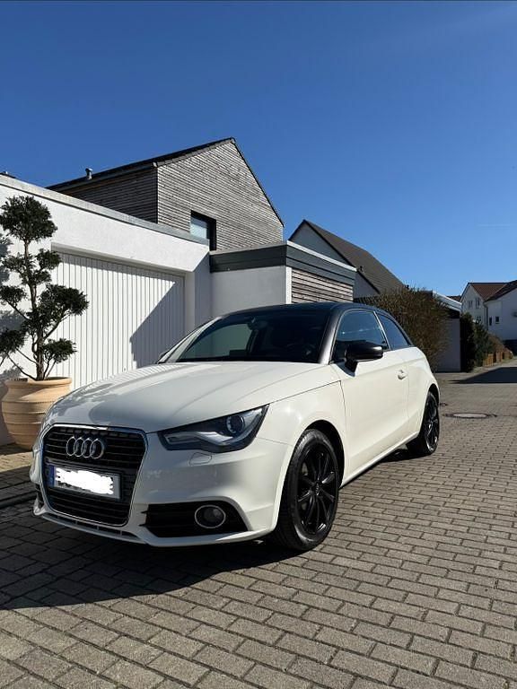 Gebraucht Audi A1 Ambition 86 PS (63 kW) 2014 Weiß Kleinwagen