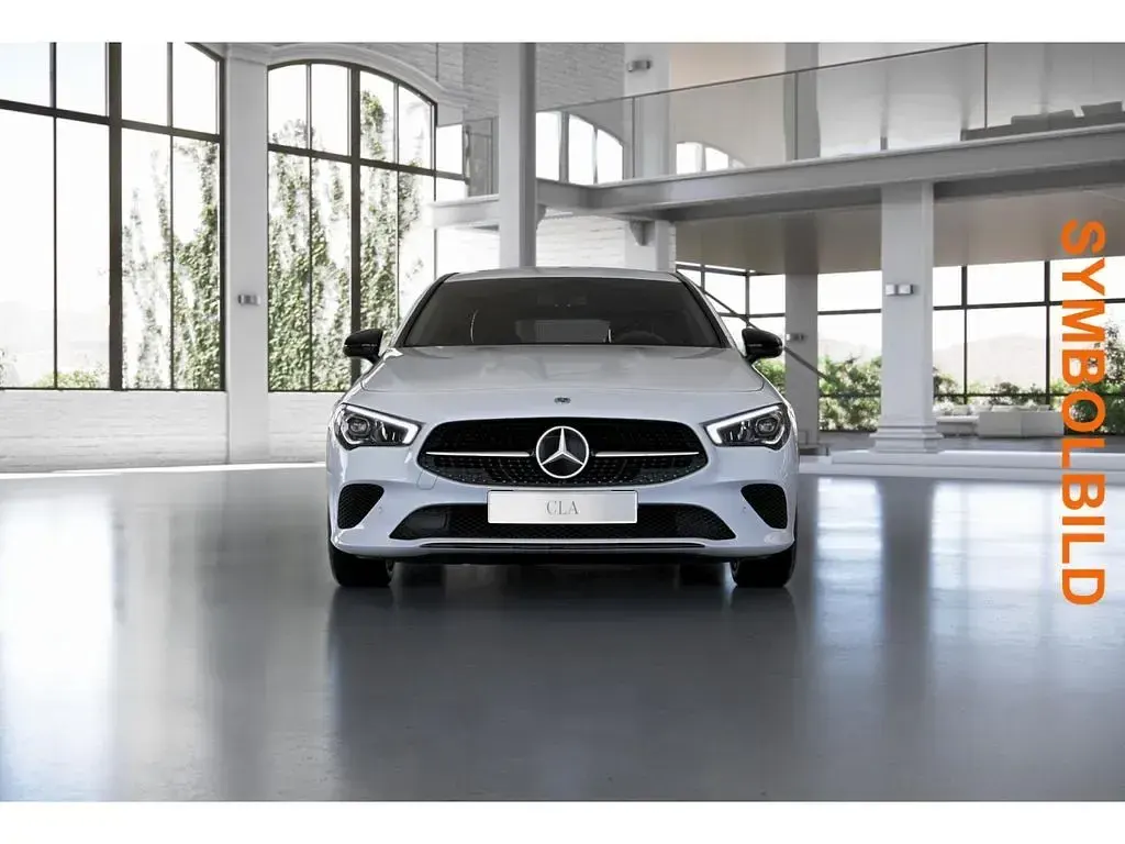 Gebraucht Mercedes CLA200 Shooting Brake Progressive 150 PS (110 kW) 2023 Weiß Kombi