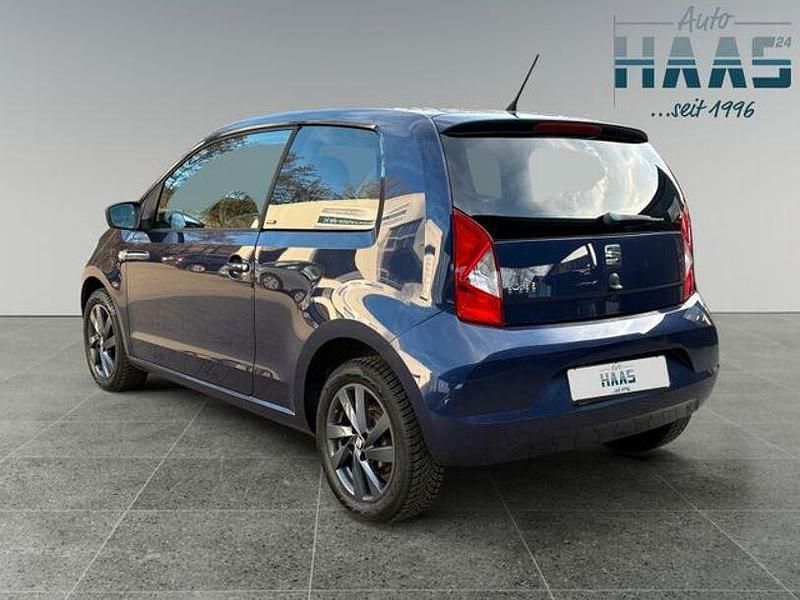 Gebraucht Seat Mii CONNECT 60 PS (44 kW) 2016 Blueberry (metallic) Kleinwagen