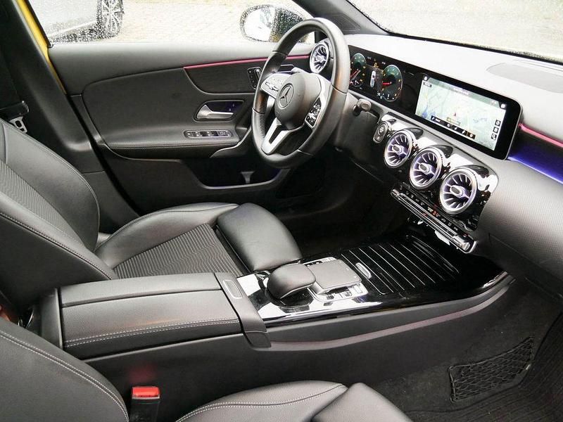 Gebraucht Mercedes A220 Progressive 190 PS (139 kW) 2019 Gelb Limousine