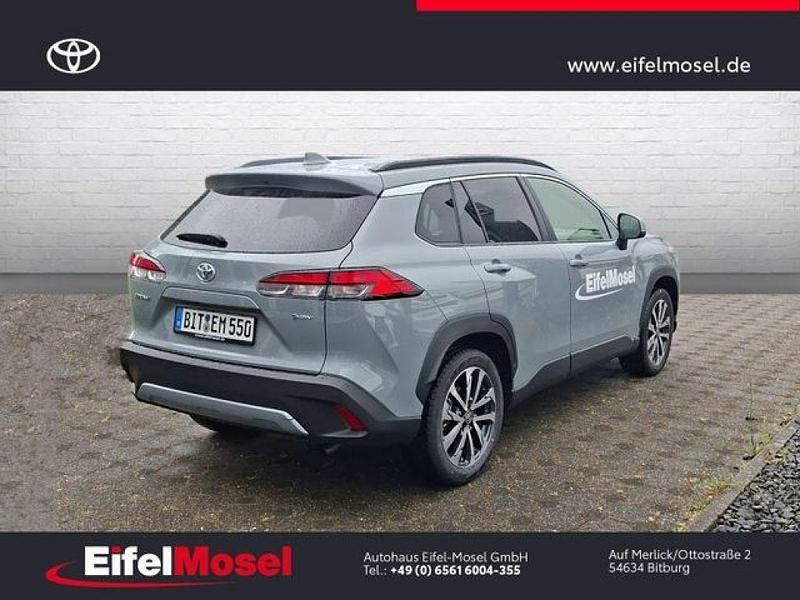 Gebraucht Toyota Corolla Hybrid 197 PS (144 kW) 2025 Manhattangrau (metallic) SUV