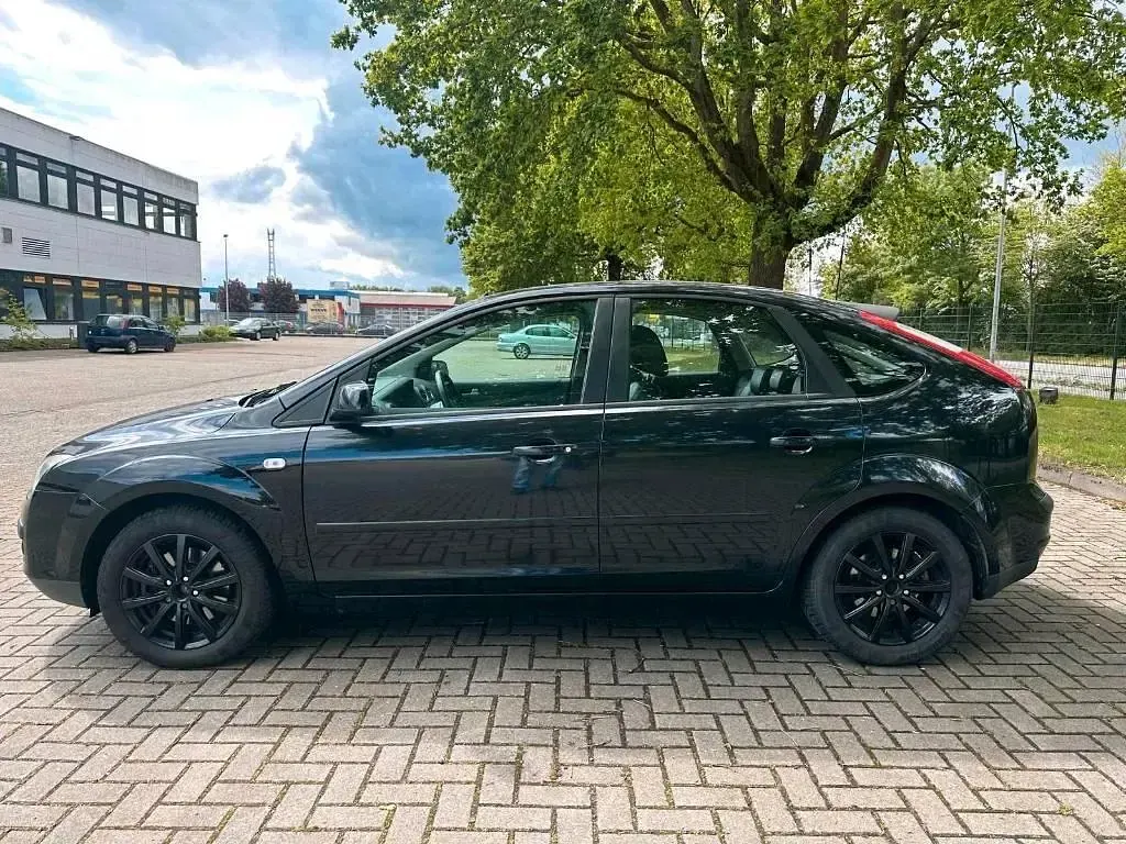 Gebraucht Ford Focus Titanium 145 PS (106 kW) 2005 Schwarz Limousine
