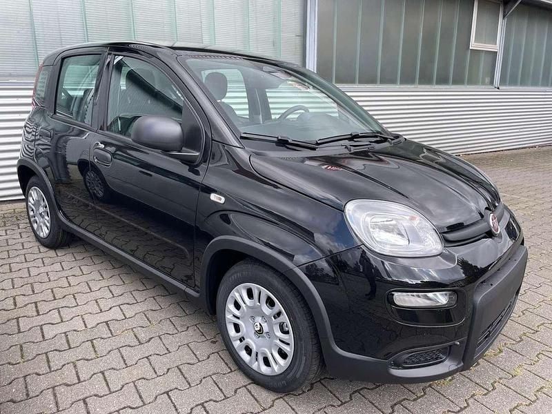 Gebraucht Fiat Panda 69 PS (50 kW) 2024 Cinema schwarz Kleinwagen