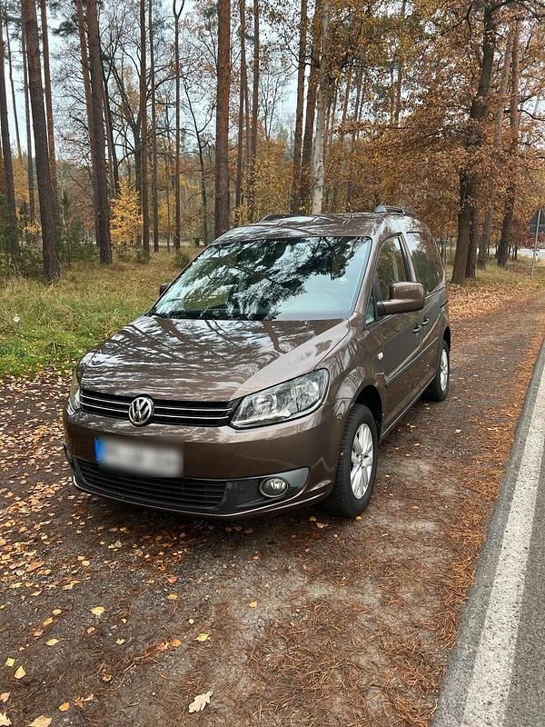 Braun Gebraucht 2011 VW Caddy Van / Kleinbus | 6.000 € (Fairer Preis) - Bild 1/4
