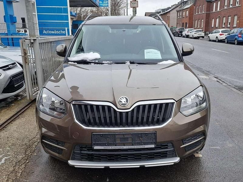 Gebraucht Skoda Yeti Cool Edition 110 PS (80 kW) 2016 Braun SUV