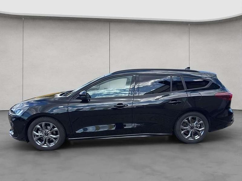 Gebraucht Ford Focus ST-Line X 155 PS (114 kW) 2024 Agate black metallic Kombi