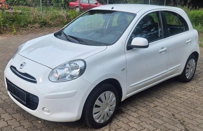 Weiß Gebraucht 2011 Nissan Micra Acenta Kleinwagen | 2.799 € (Guter Preis) - Bild 1/4