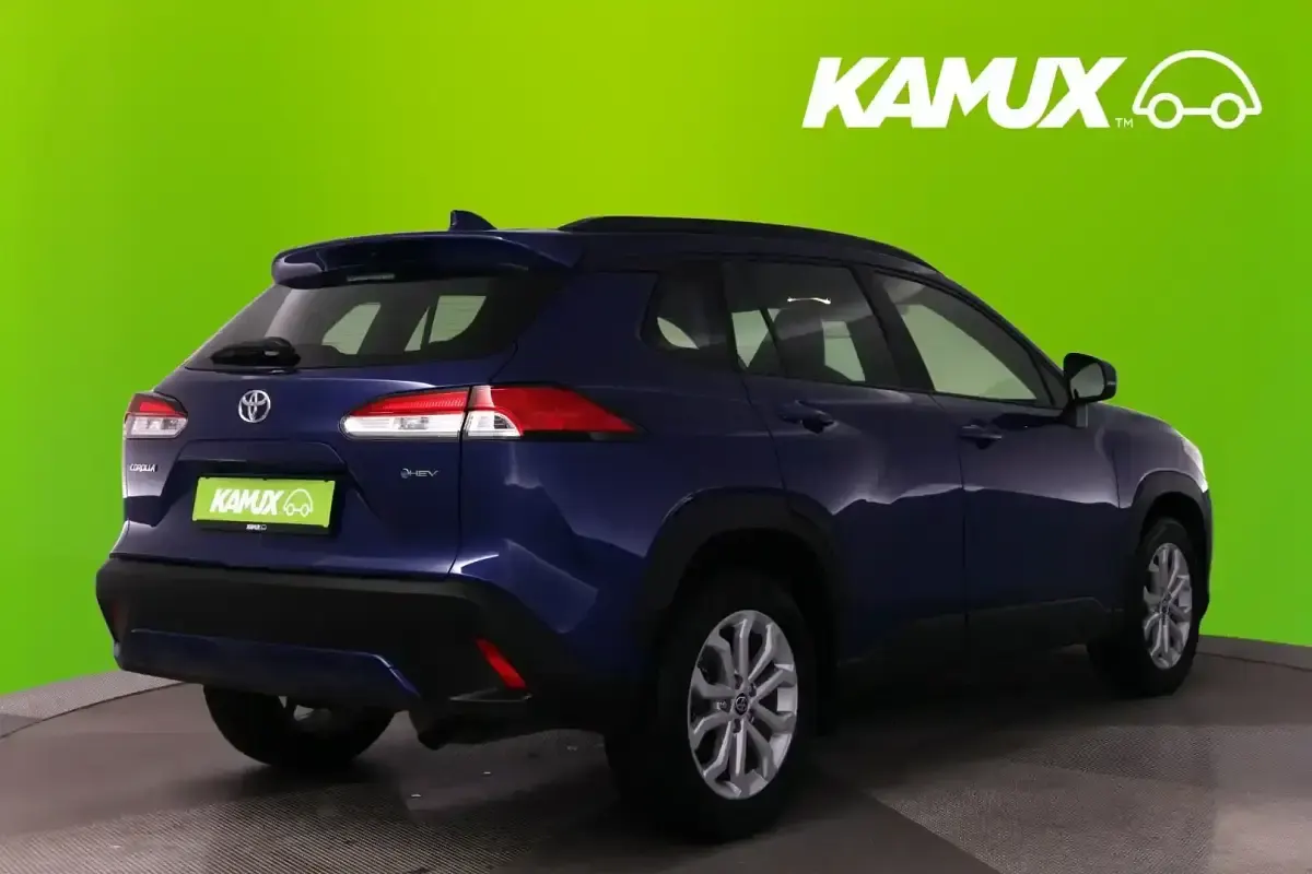 Gebraucht Toyota Corolla Cross Comfort 140 PS (102 kW) 2024 Blau SUV