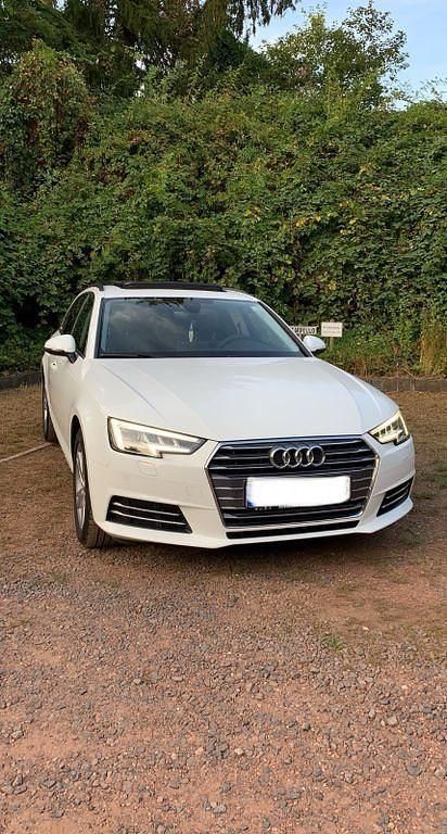 Gebraucht Audi A4 Sport 150 PS (110 kW) 2017 Weiß Kombi