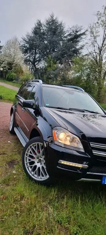 Second-hand Mercedes GL450 340 CP (250 kW) 2012 Negru SUV