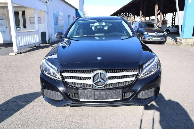 Gebraucht Mercedes C200 136 PS (100 kW) 2016 Schwarz Kombi